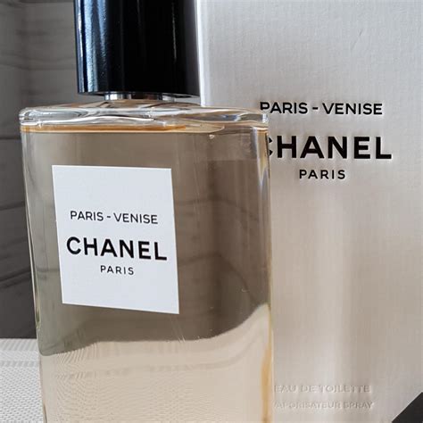 paris venese perfume.